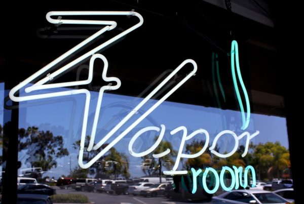 Z Vapor Room – See-Inside Smoke Shop, Oceanside, CA