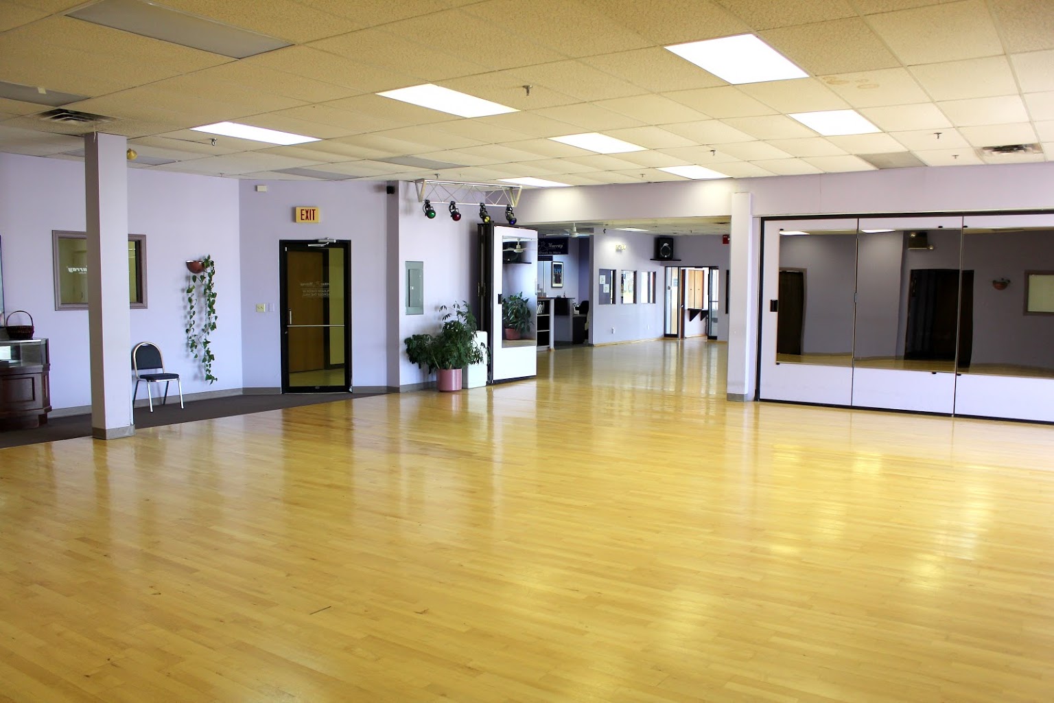 dance floor of Arthur Murray Dance Studio – Manchester, NH – Dance Studio