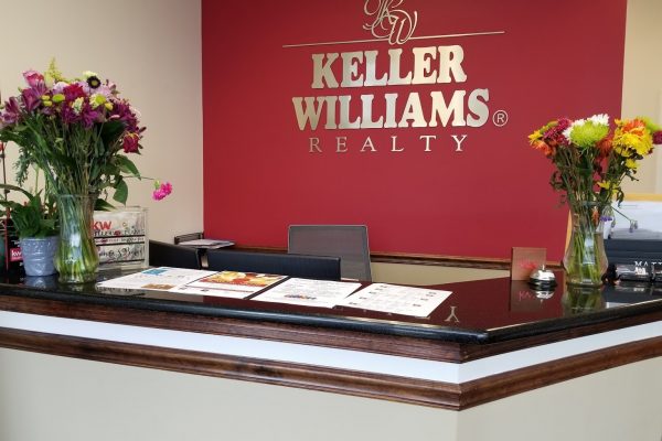 front desk of KW Top Team Keller Williams Realty in Medford, NJ