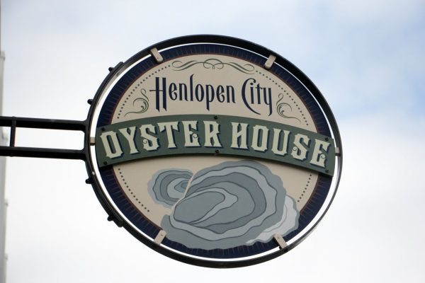 Henlopen City Oyster House
