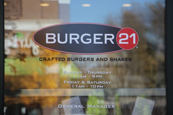 Burger 21 Voorhees Township NJ store front door logo sign business hours