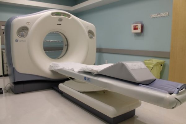 Neighbors Emergency Center Pasadena TX imaging machine CT scan MRI