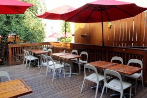 Evelyn's Restaurant New Brunswick NJ outdoor patio seating bar