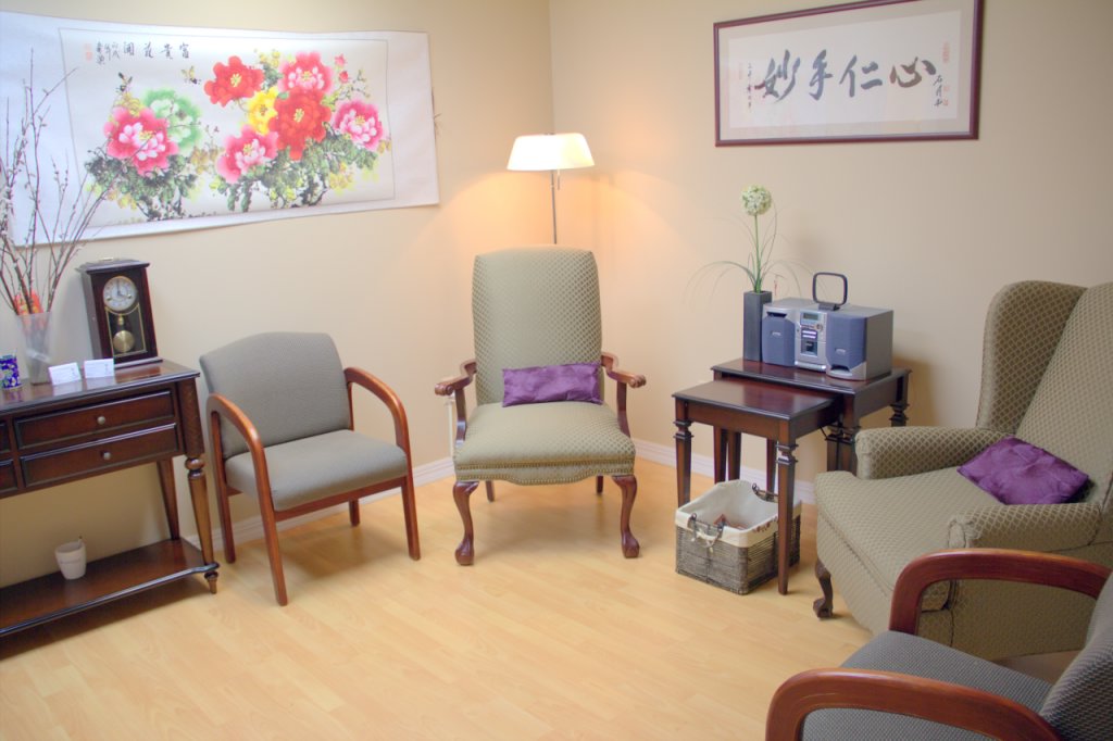 Bayshore Acupuncture and Traditional Medicine Holmdel NJ waiting room