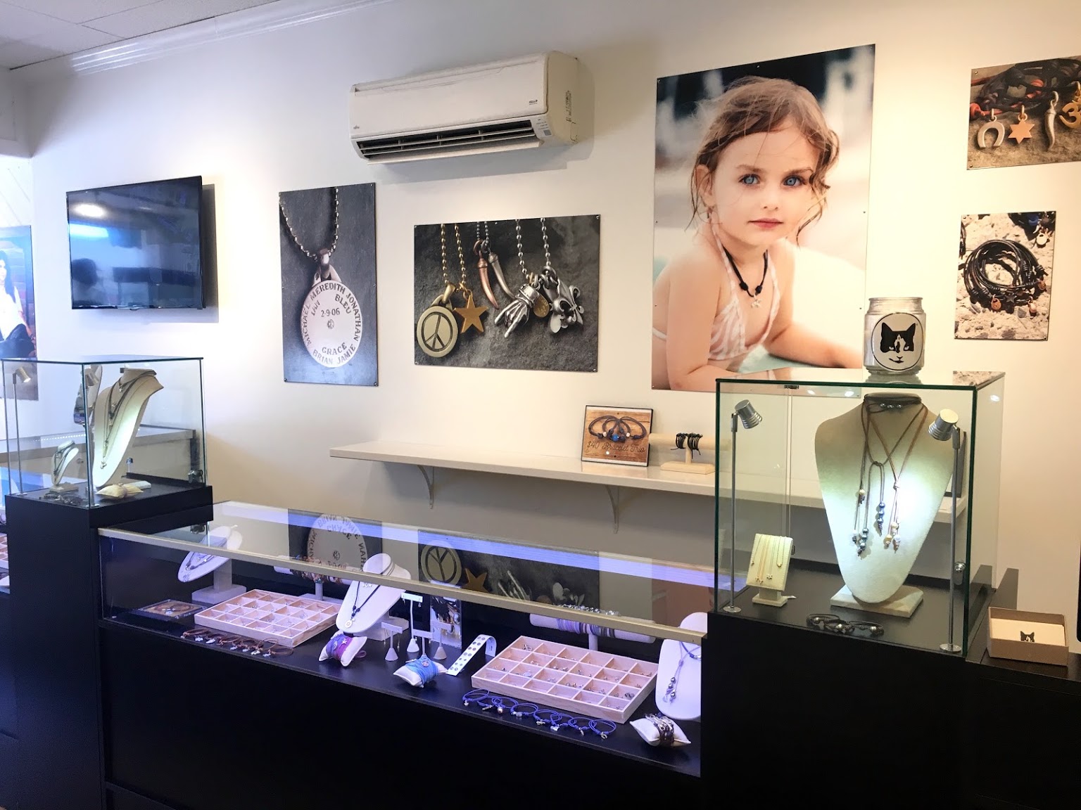 Poor Cat® – See Inside Jewelry Store – Red Bank, NJ