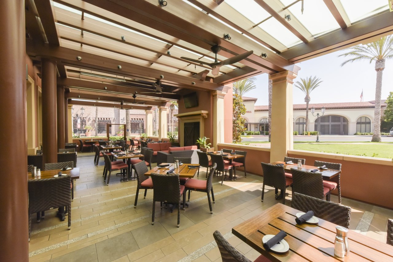 Del Frisco's Grille Irvine CA steak house outdoor patio seating