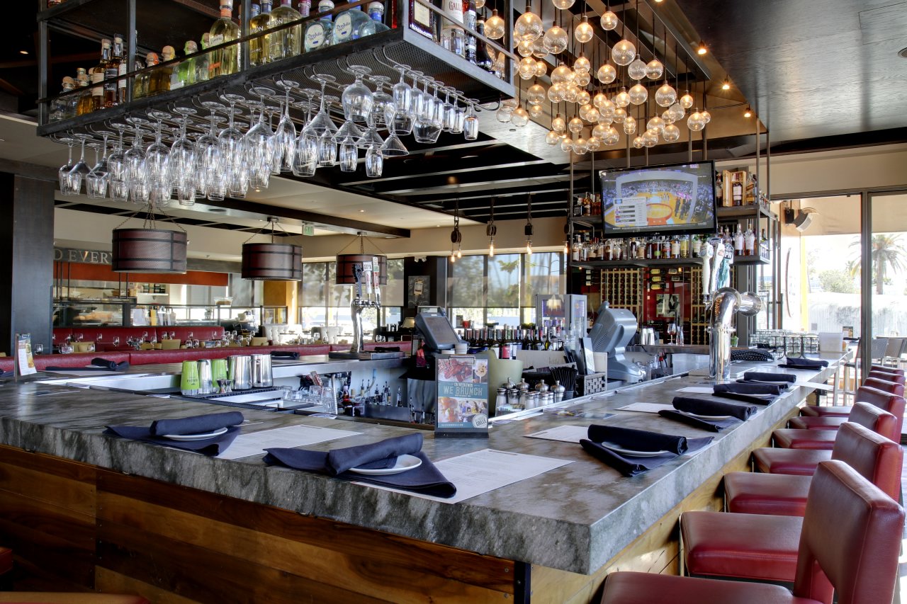 Del Frisco's Grille Santa Monica, CA Steak House Restaurant bar