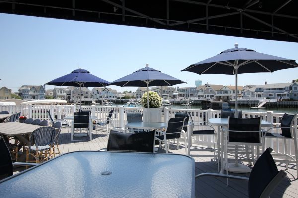 Yacht Club of Stone Harbor NJ pier patio tables
