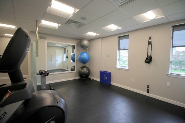Rehab 2 Wellness Chiropractic Havertown, PA Chiropractor physical therapy gym