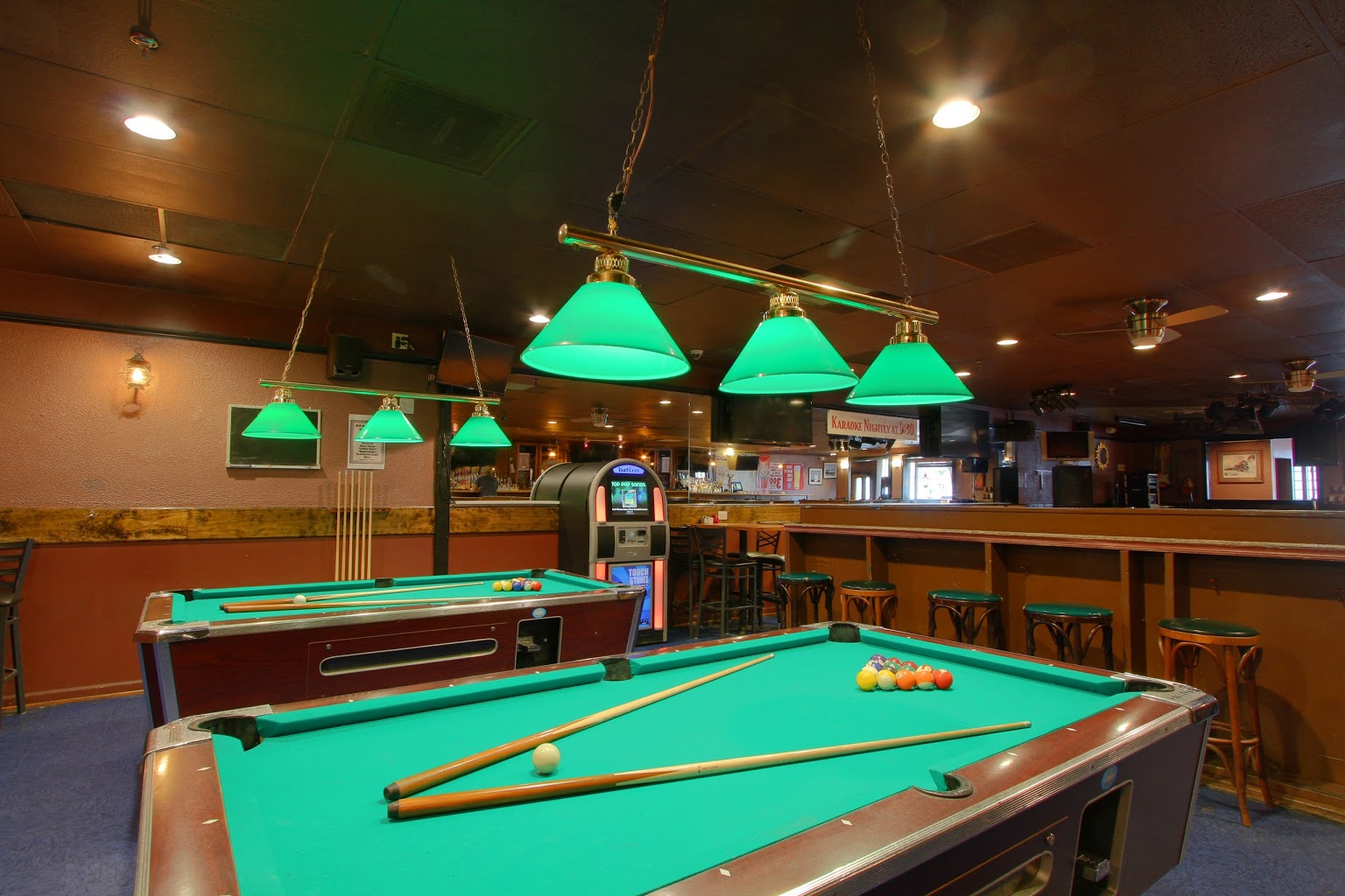 Rock It Grill Alexandria, VA Bar & Grill Pool Tables