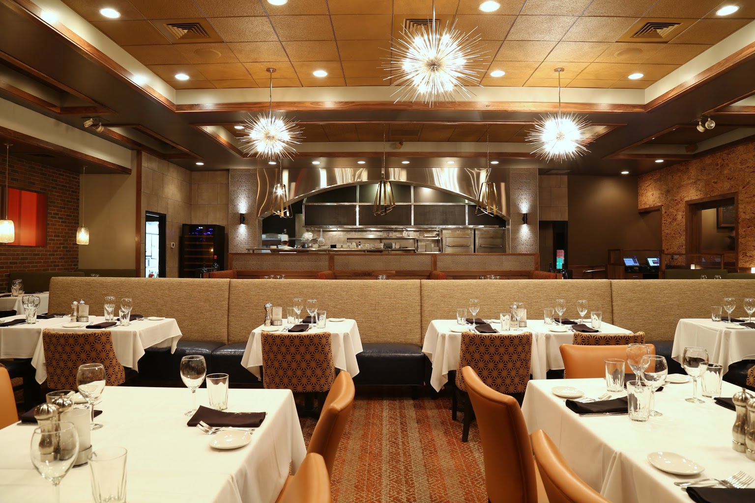 Sullivan's Steakhouse Indianapolis, IN Steak House Restaurant main dining room
