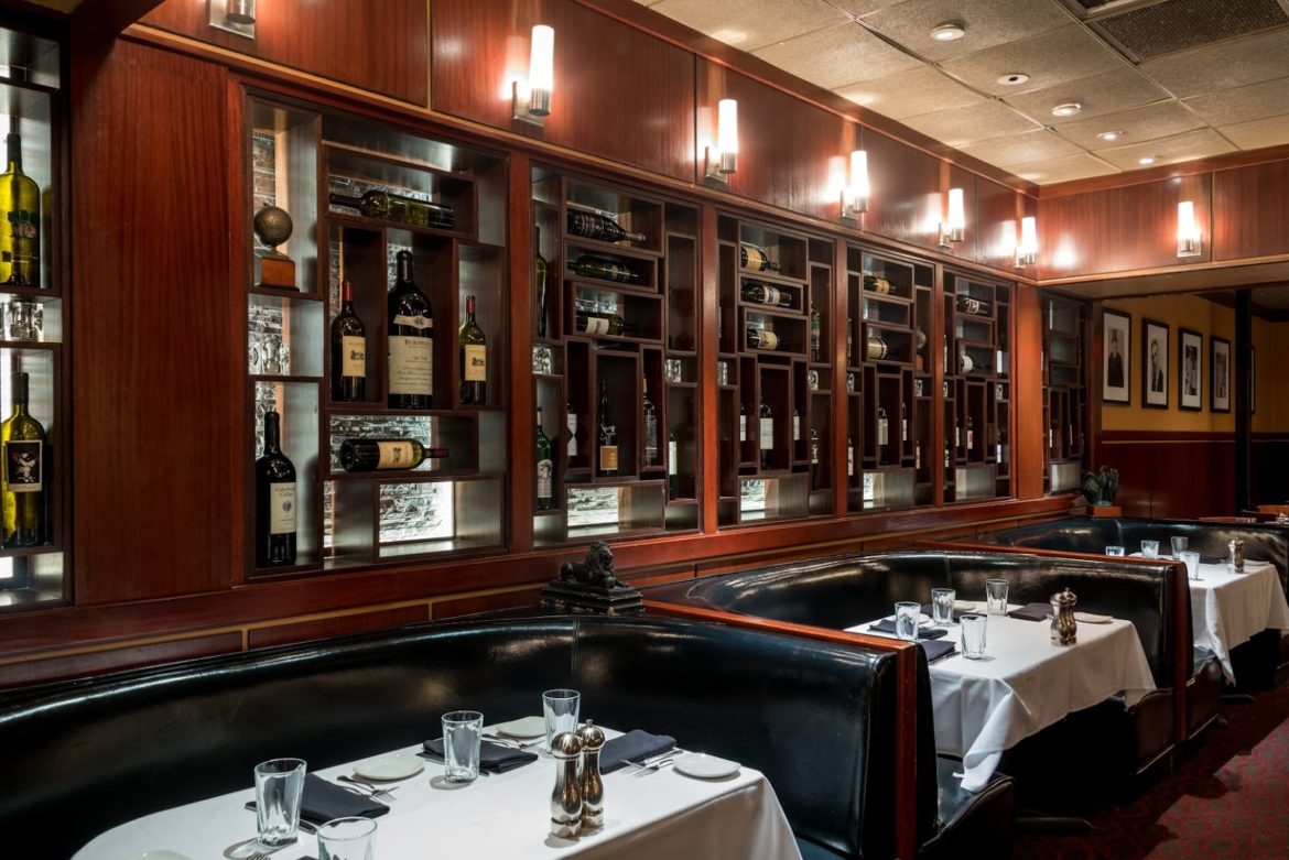 Sullivan’s Steakhouse restaurant in Baton Rouge, LA Google Business View Interactive Tour