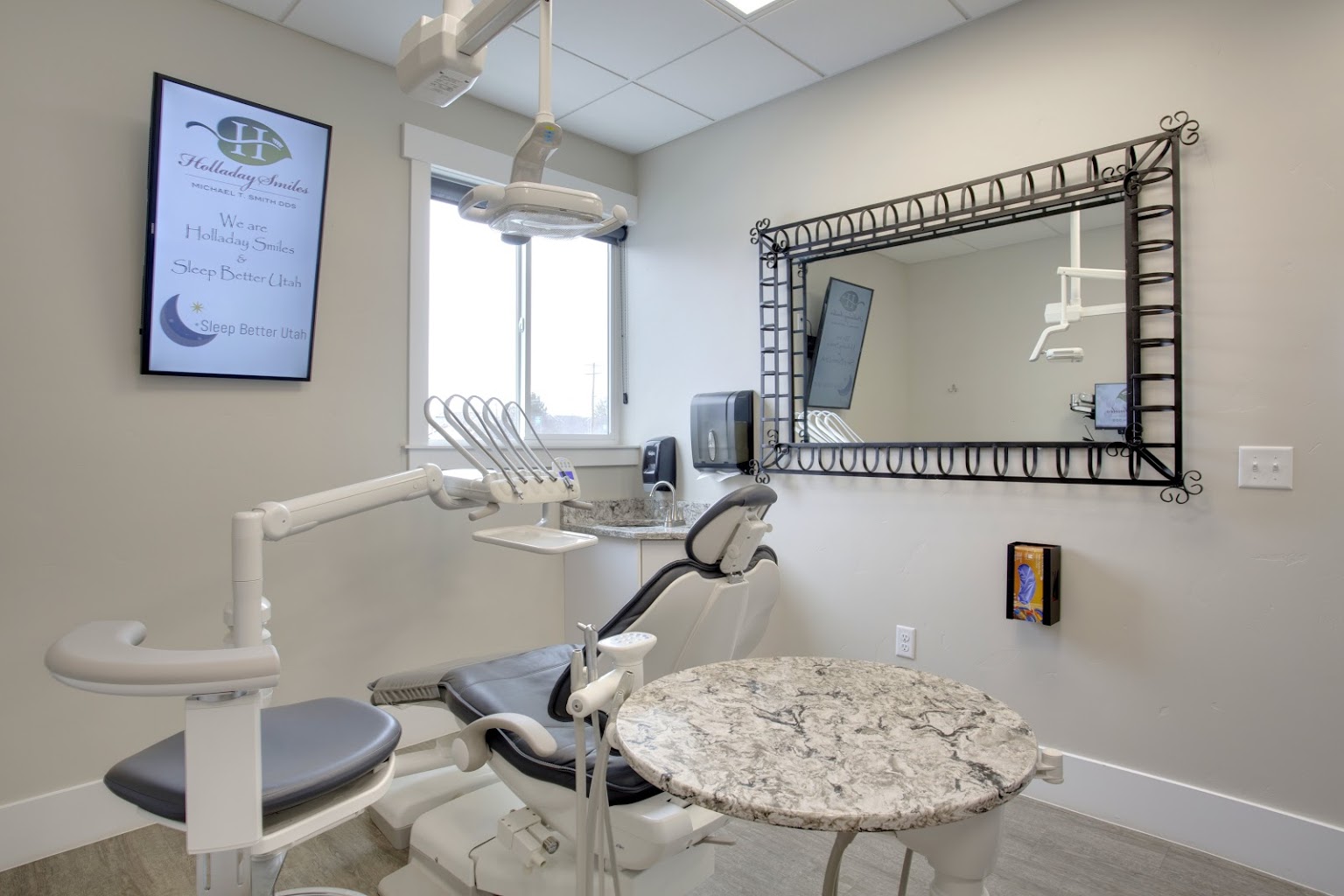 Holladay Smiles Dental Clinic Utah dentist chair exam room mirror
