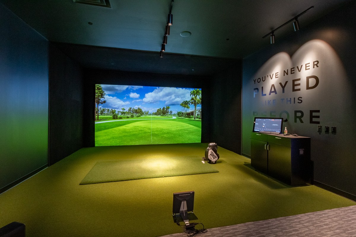 virtual golf driving range simulator at PXG Detroit Parsons Xtreme Golf store in Troy, MI