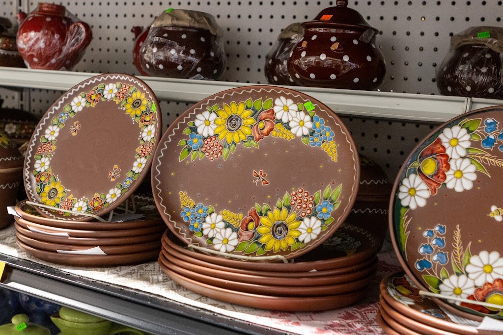brown floral plates at St-Petersburg All for Home, Brooklyn, NY Home Goods Store