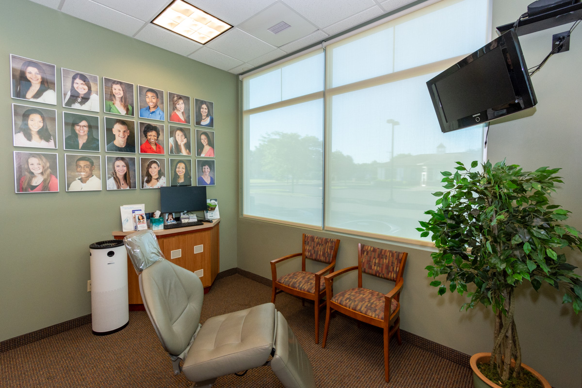 exam chair at Rosenberg Orthodontics in Newington, CT Dentist