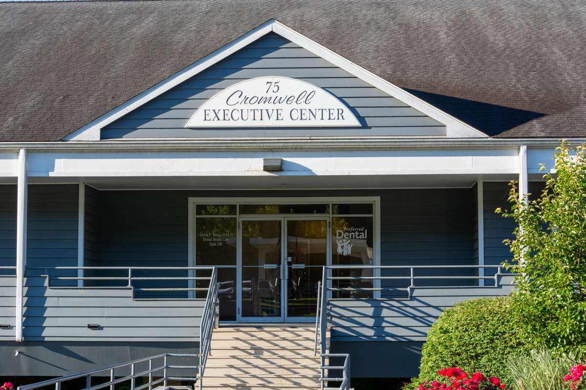 front exterior of Preferred Dental of Cromwell, CT Dentist