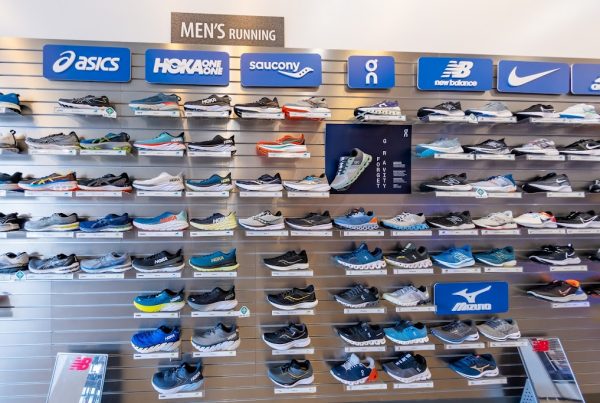 Road Runner Sports, Studio City, CA | 360 Virtual Tour for Running Shoe Store