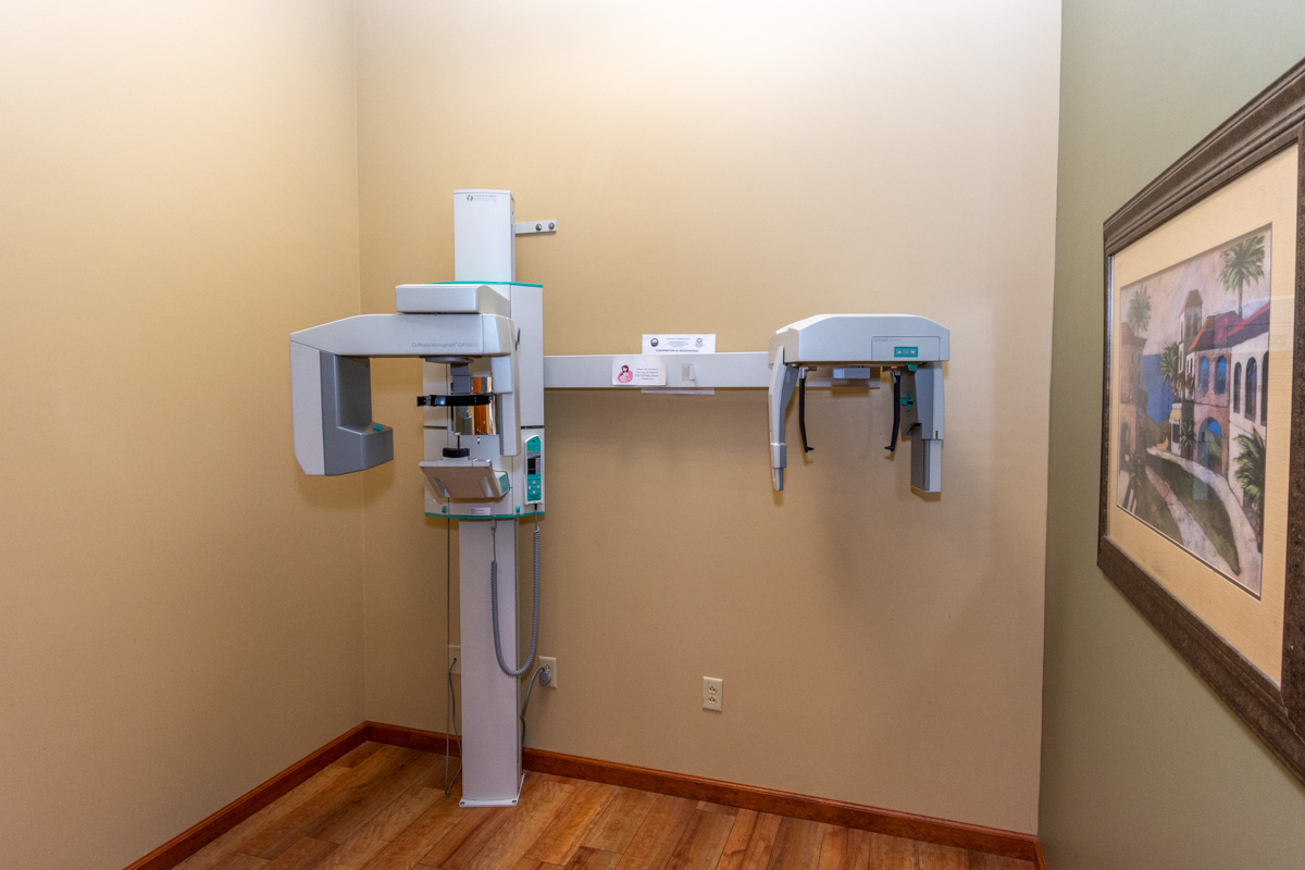 x-ray scanner at Rosenberg Orthodontics in West Hartford, CT Dentist