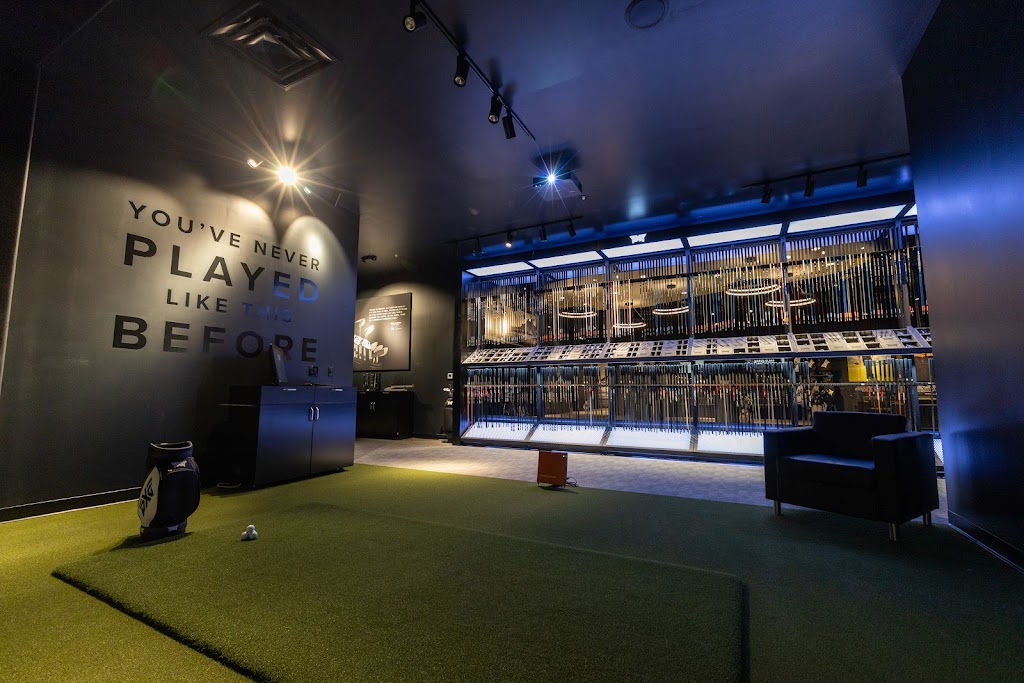 golf driving range simulation bay at PXG Indianapolis, IN 360 Virtual Tour for Golf Gear and Apparel