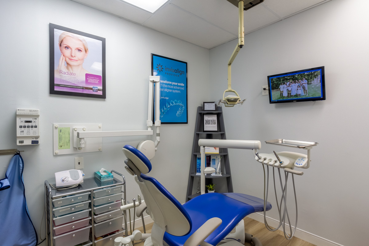 patient exam room at Dulac Dental of Springfield, VA 360 Virtual Tour for Dentist