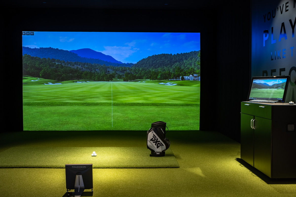 golf driving range simulator at PXG Westchester in New Rochelle, NY 360 Virtual Tour for Golf Gear and Apparel