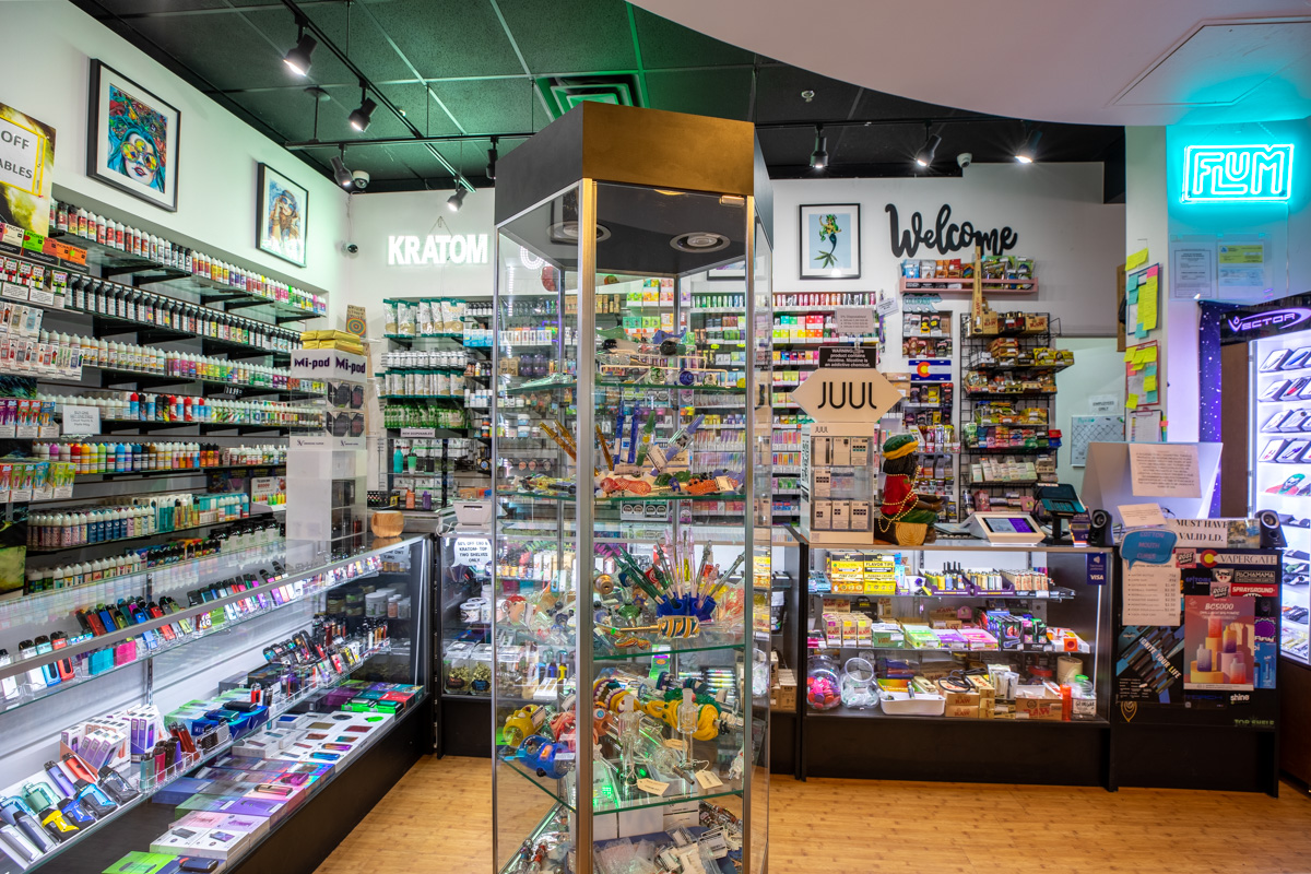 counter of Vape Pros, Broomfield, CO 360 Virtual Tour for Vaporizer store