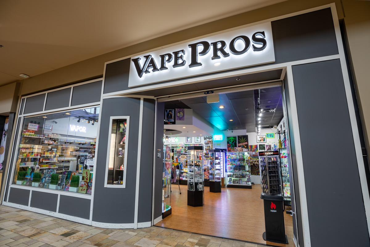 store front of Vape Pros, Broomfield, CO 360 Virtual Tour for Vaporizer store