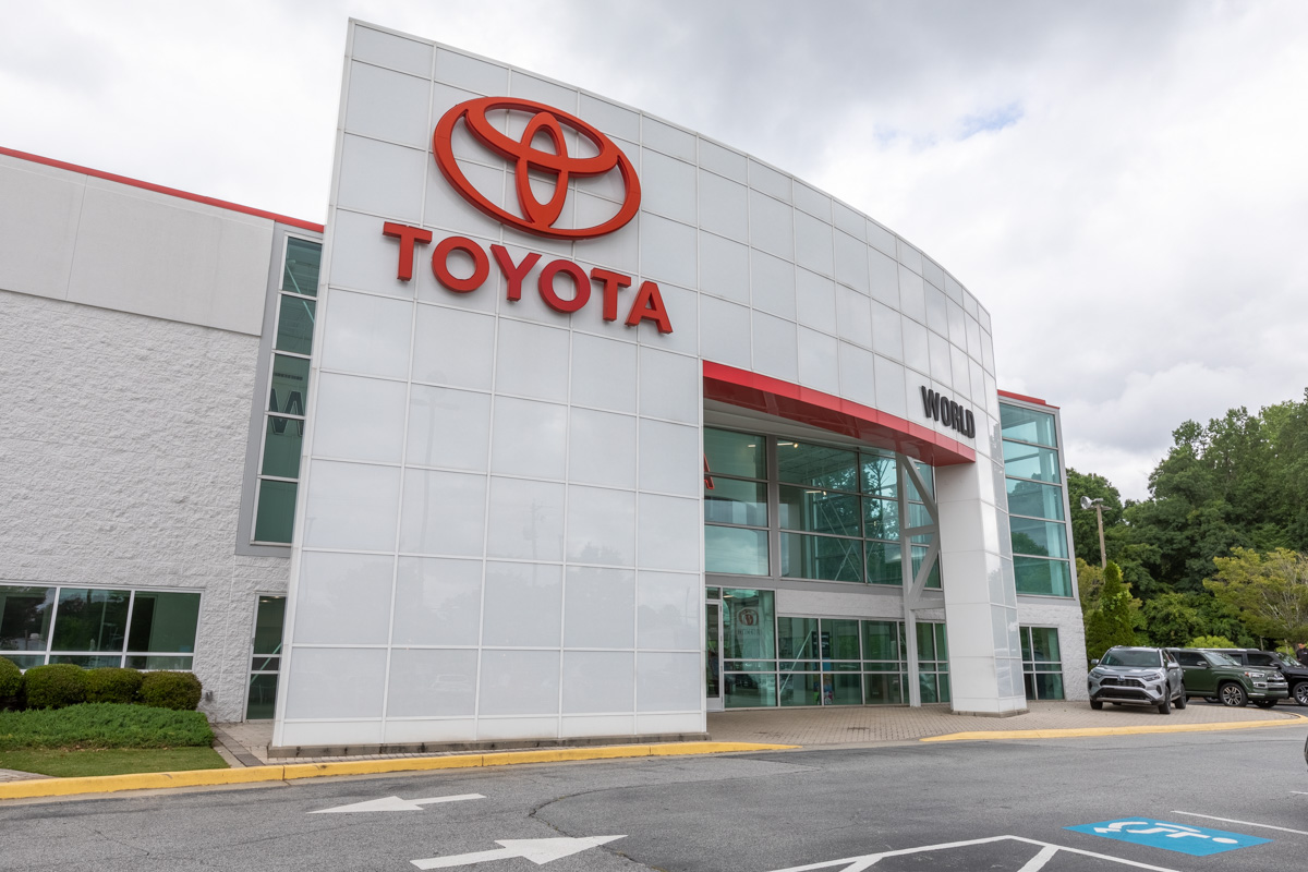 front entrance of World Toyota, Atlanta, GA 360 Virtual Tour for Car Dealership