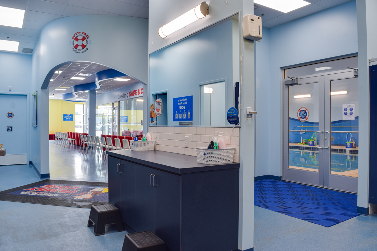 locker room at Aqua Tots Swim Schools Heartland, Mississauga, Ontario 360 Virtual Tour for Dentist