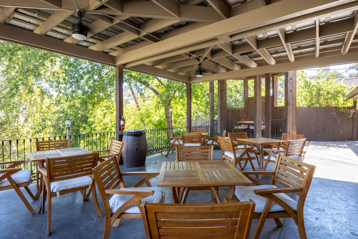 patio at the Winchester Lodge, Fredericksburg, TX 360 Virtual Tour for Hotel.jpg