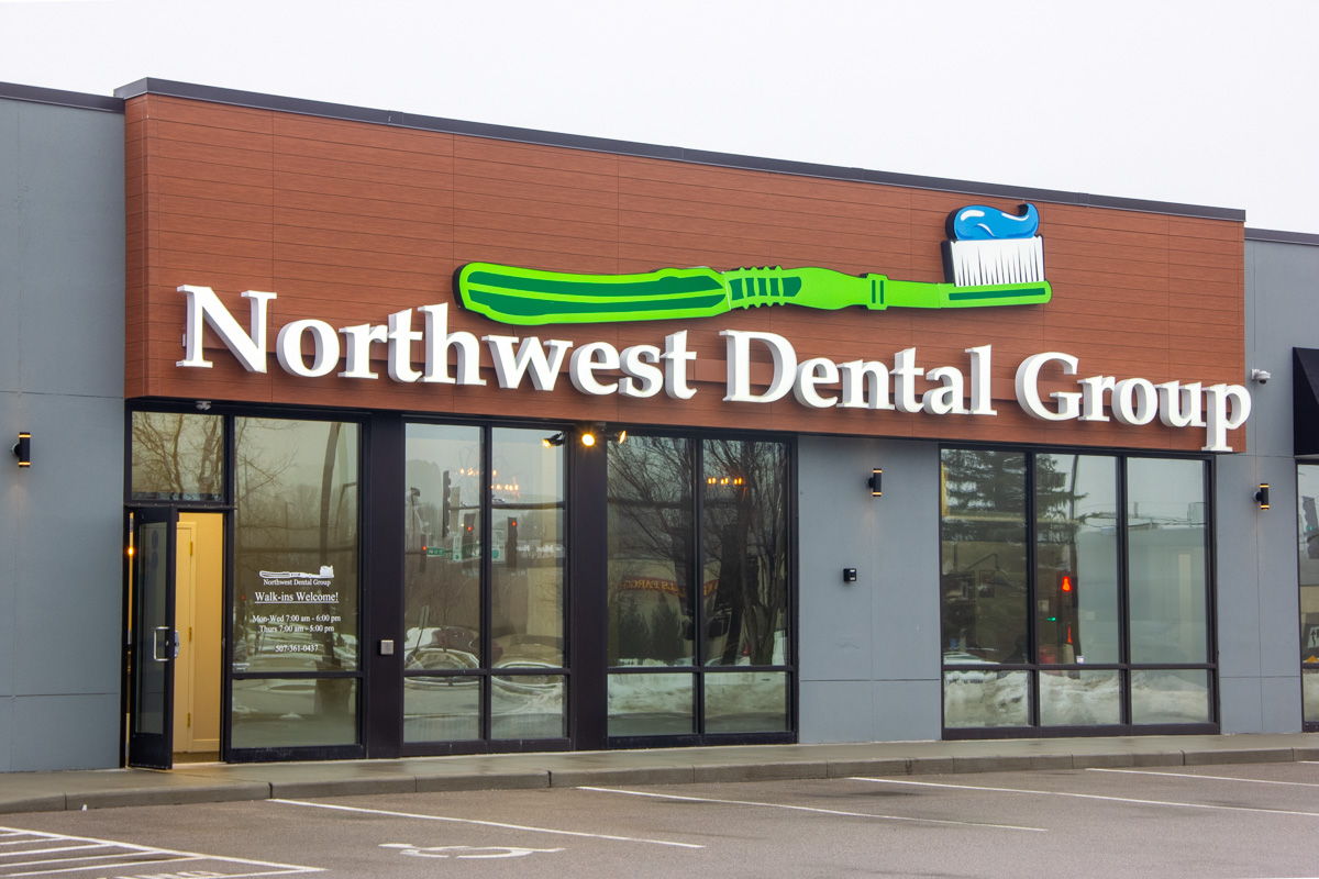 building exterior of Northwest Dental Group, Rochester, MN 360 Virtual Tour for Dentist