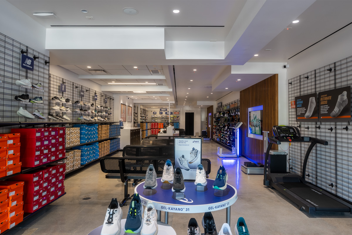 inside Road Runner Sports, Woodland Hills, CA 360 Virtual Tour for Running Shoe Store