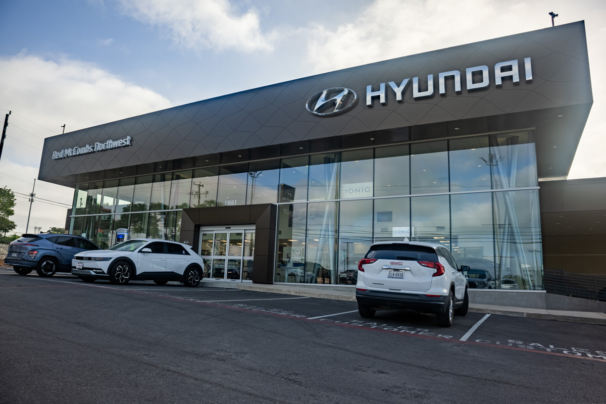 storefront of Red McCombs Hyundai Northwest San Antonio, TX 360 Virtual Tour for Car Dealership