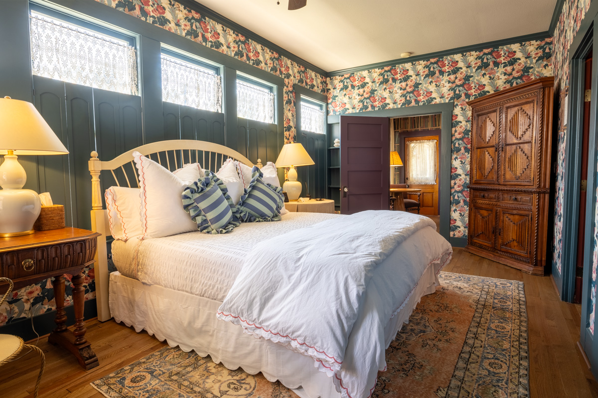 Bedroom in the Rapture mansion of The Menagerie, Fredericksburg, TX 360 Virtual Tour for Bed & Breakfast