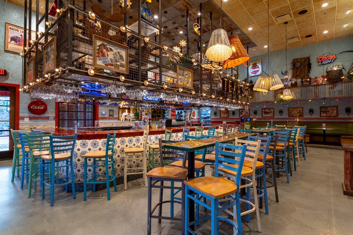 bar area at Lupe Tortilla Mexican Restaurant, Kingwood, TX 360 Virtual Tour for Restaurant