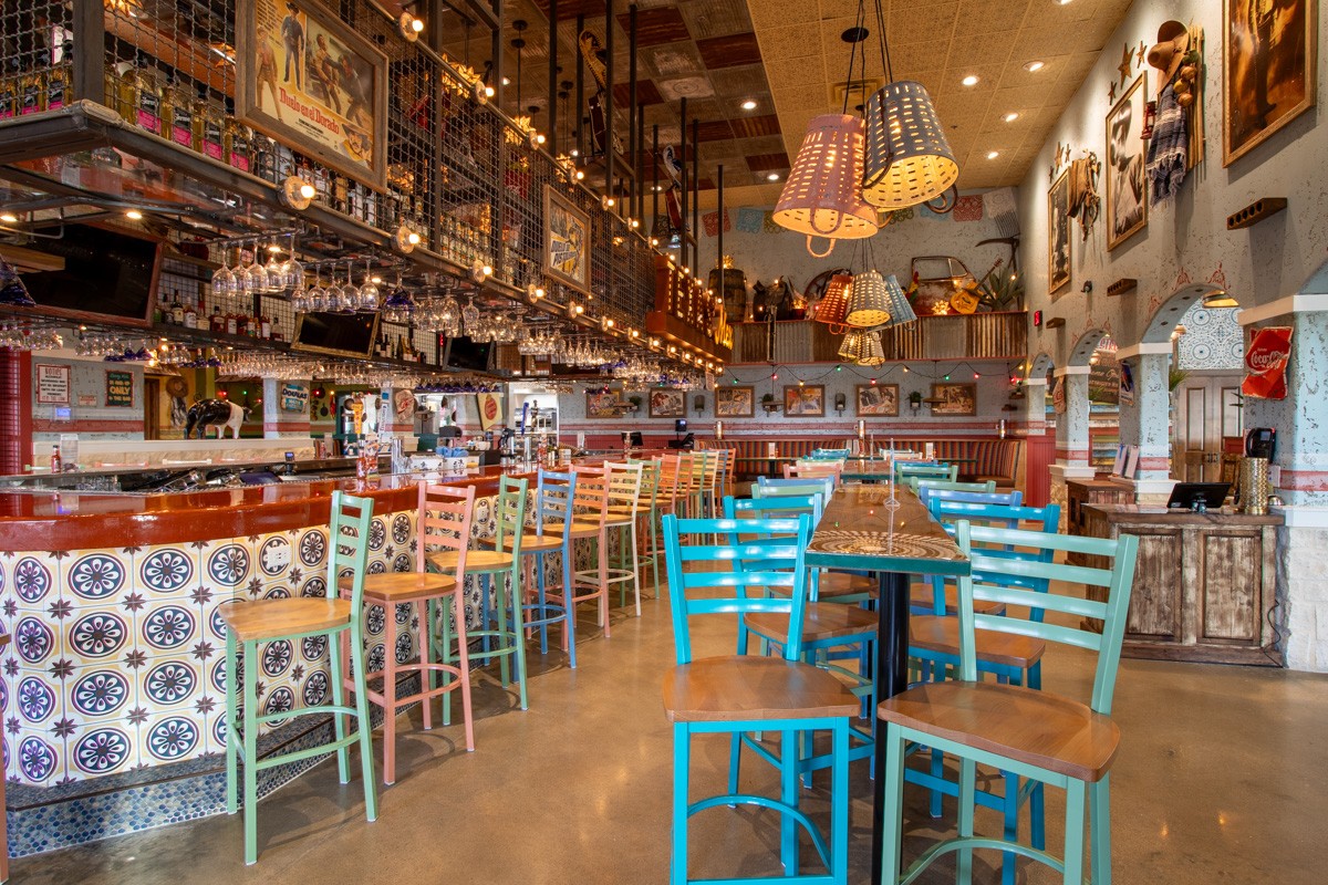 bar area of Lupe Tortilla Mexican Restaurant, Kemah, TX 360 Virtual Tour for Restaurant
