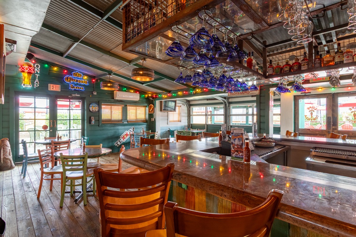bar at Lupe Tortilla Mexican Restaurant, Webster, TX 360 Virtual Tour for Restaurant