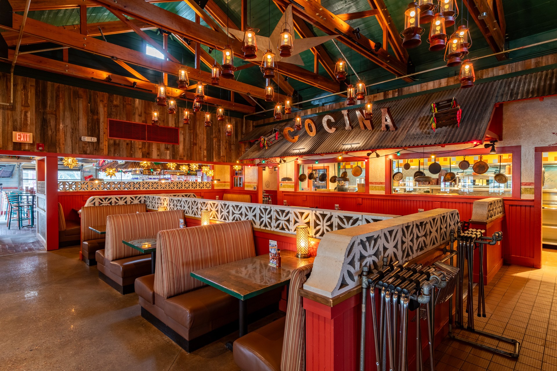 booth seating at Lupe Tortilla Mexican Restaurant, Shenandoah, TX 360 Virtual Tour for Restaurant