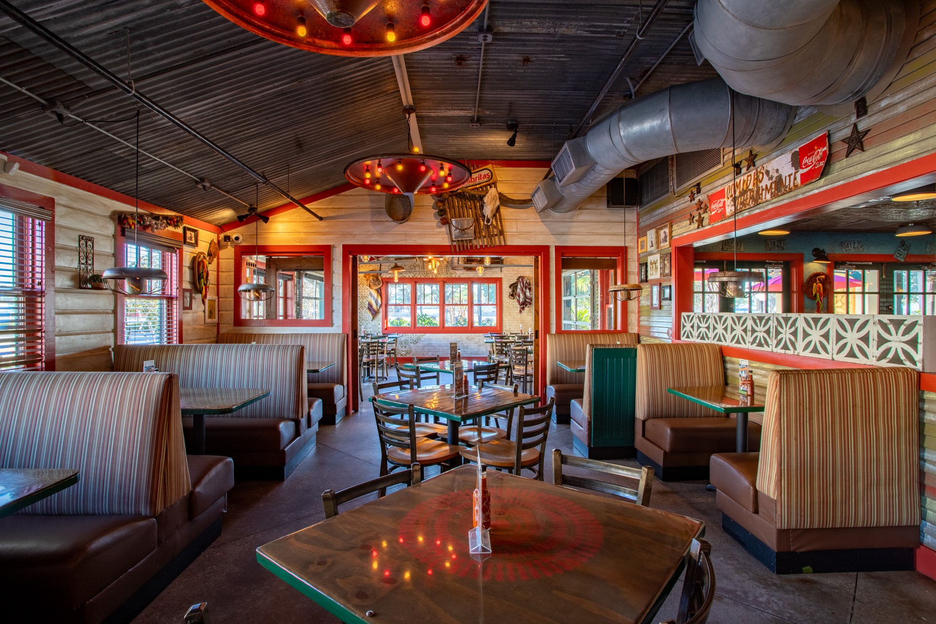booth seating at Lupe Tortilla Mexican Restaurant, Tomball Houston, TX 360 Virtual Tour for Restaurant