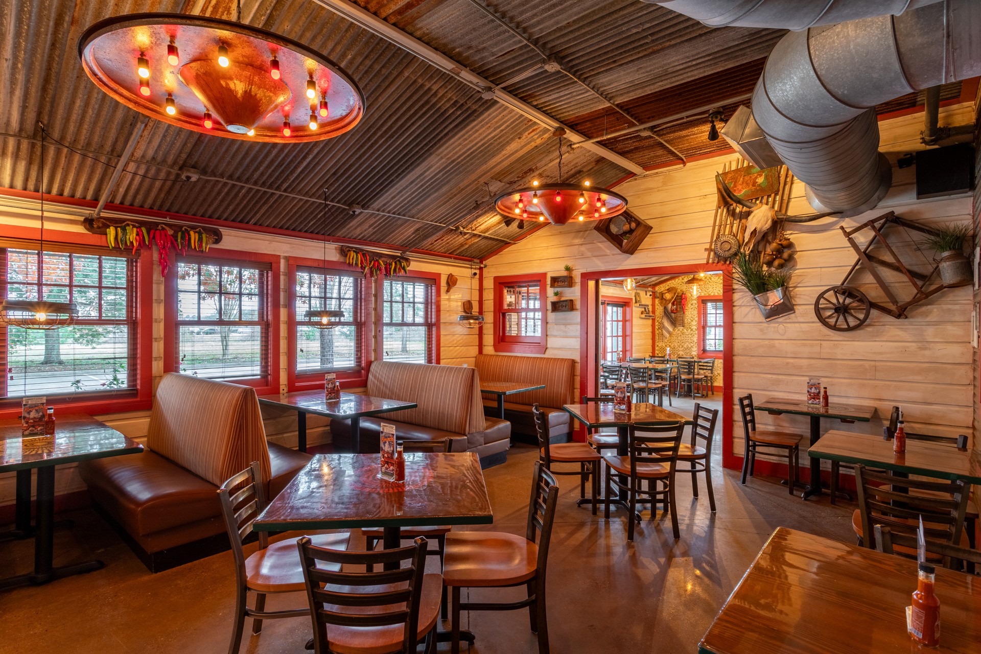 dining at Lupe Tortilla Mexican Restaurant, Shenandoah, TX 360 Virtual Tour for Restaurant