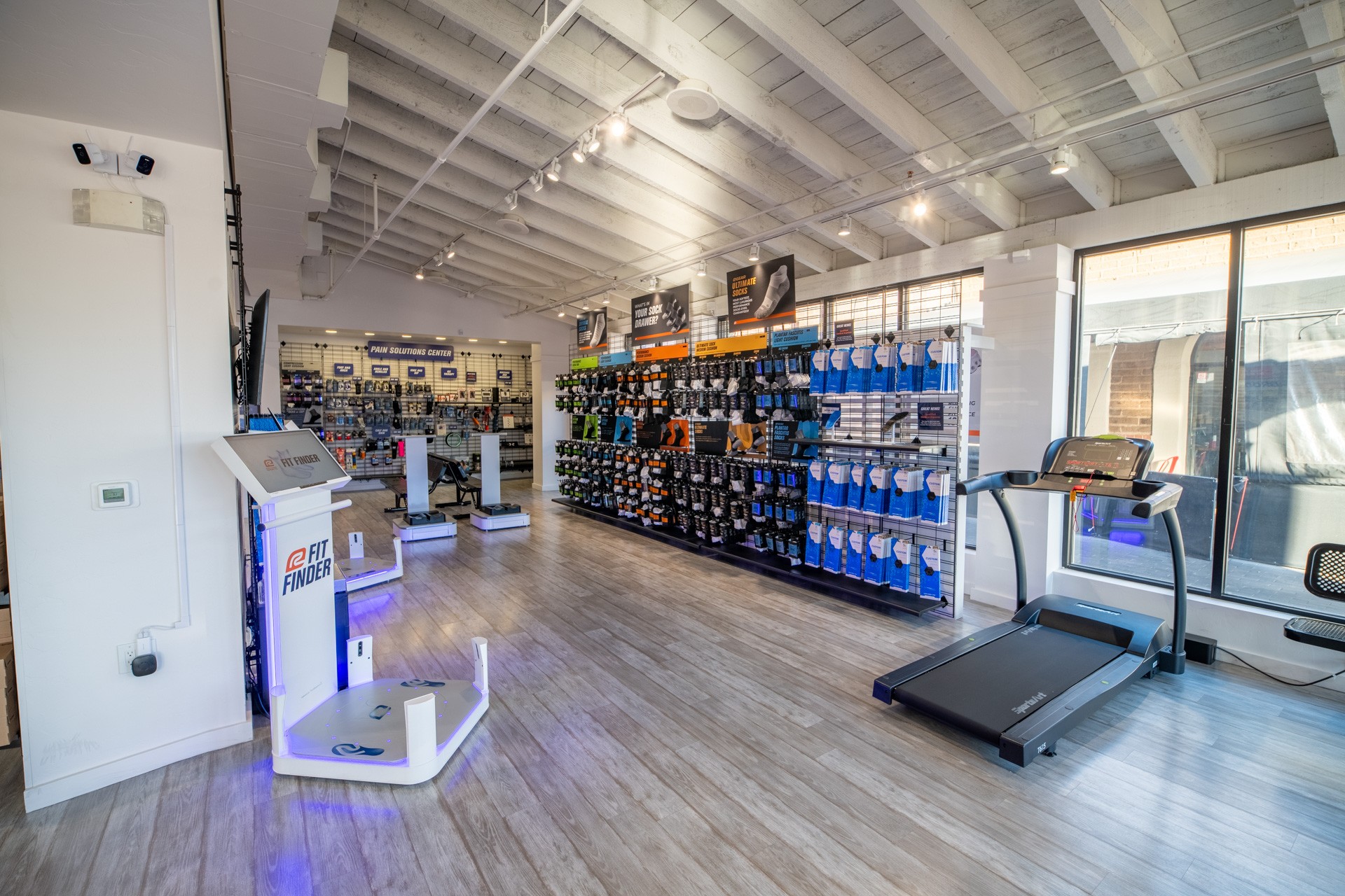 inside Road Runner Sports, Tucson, AZ 360 Virtual Tour for Running Shoe Store