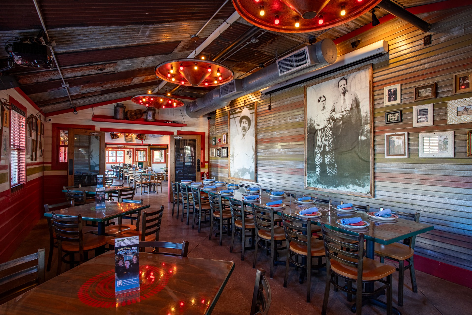 large group seating at Lupe Tortilla Mexican Restaurant, Tomball Houston, TX 360 Virtual Tour for Restaurant