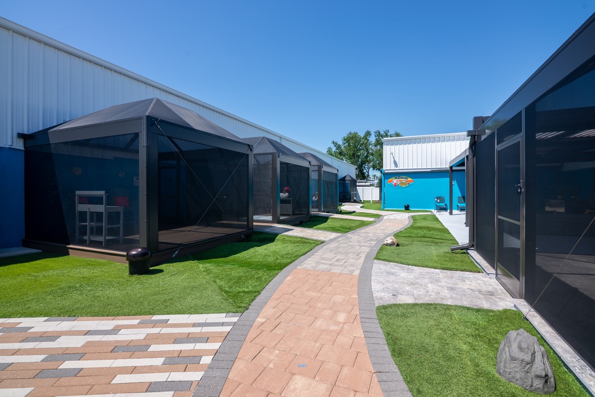patio enclosures at Absolute Aluminum, Venice, FL 360 Virtual Tour for Patio enclosure supplier