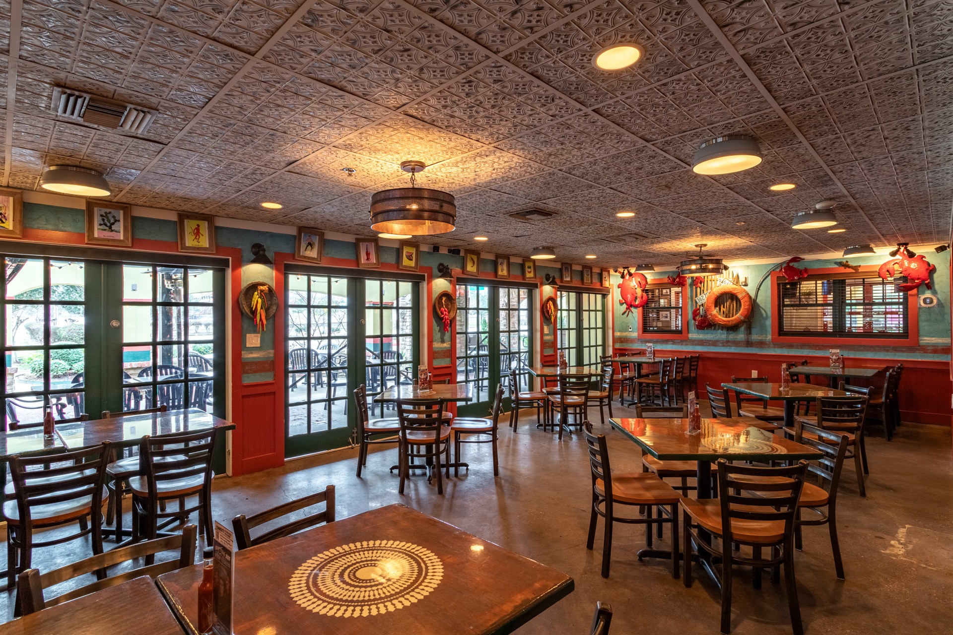 seating at Lupe Tortilla Mexican Restaurant, Shenandoah, TX 360 Virtual Tour for Restaurant