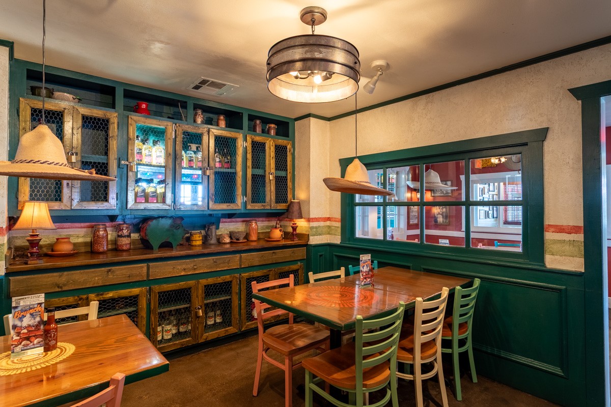 seating at Lupe Tortilla Mexican Restaurant, Webster, TX 360 Virtual Tour for Restaurant