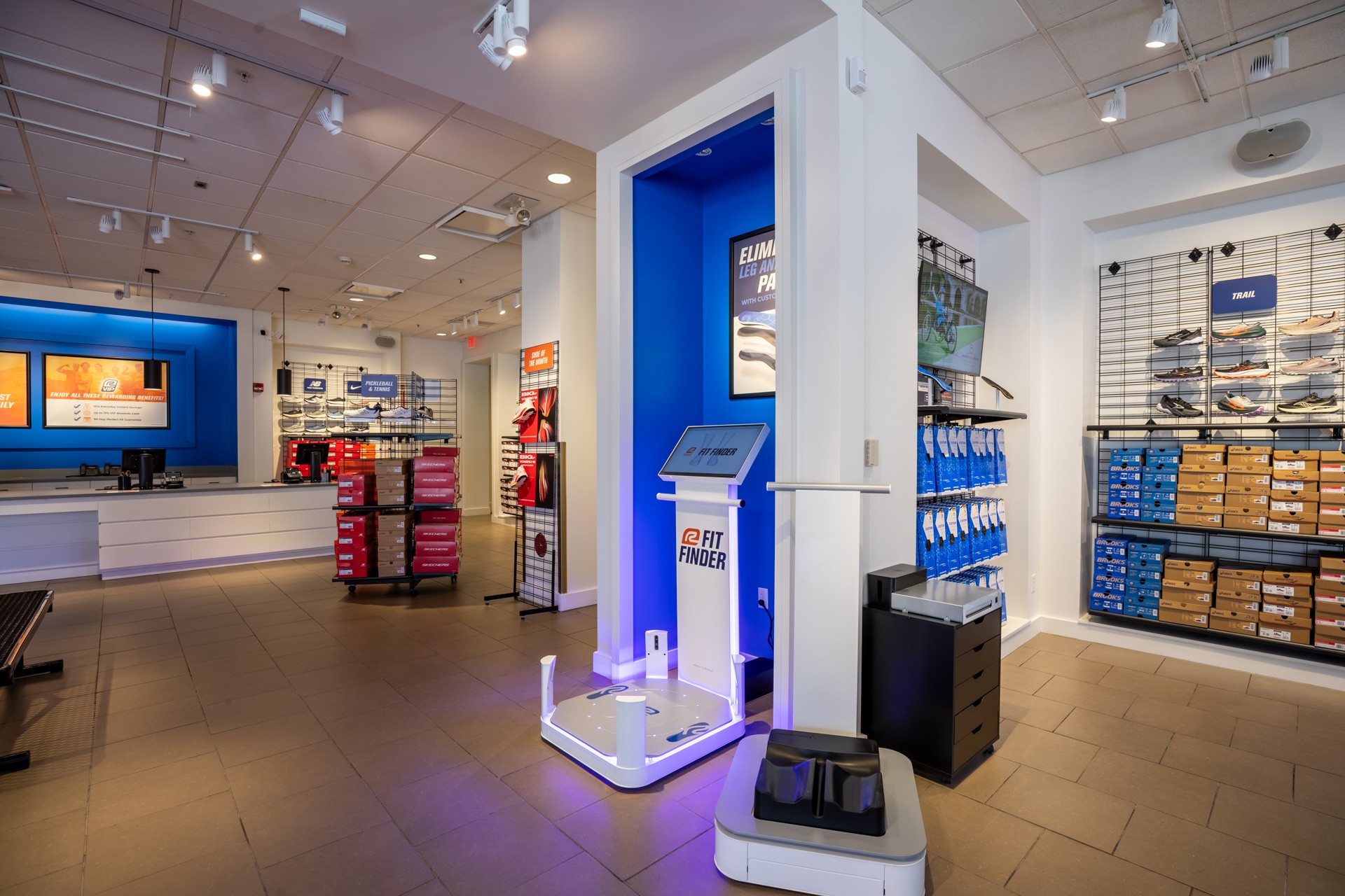 shoe size fit finder at Road Runner Sports, Lakewood, CO 360 Virtual Tour for Running Shoe Store