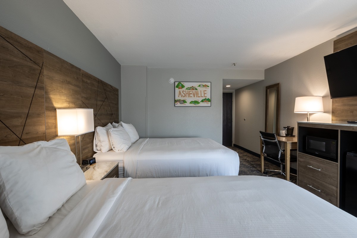 2 bed bedroom at Rodeway Inn & Suites near Outlet Mall - Asheville, NC 360 Virtual Tour for Hotel