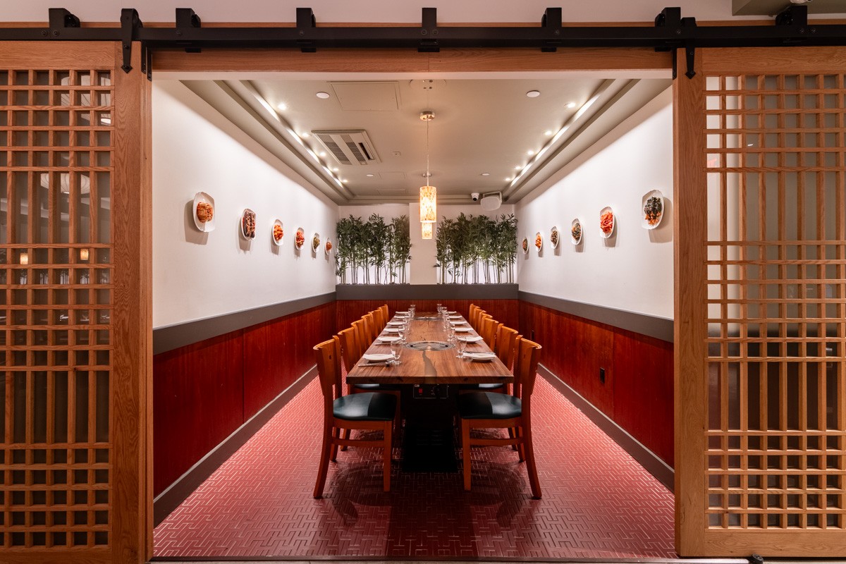 private dining room in Golden Hof - Korean Bar & Grill, Manhattan, NYC 360 Virtual Tour for Korean Restaurant & Bar
