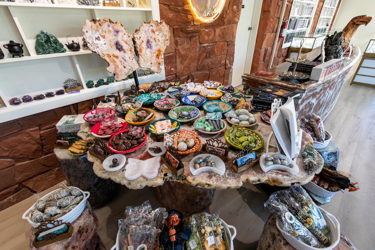 rocks stones minerals at Enchanting Earth, Sedona, AZ 360 Virtual Tour for Jewelry store
